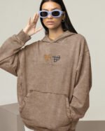 Bluza oversize z kapturem <br>Serce Pełne Miłości <br>Haft, Efekt sprania, edycja ORANGE